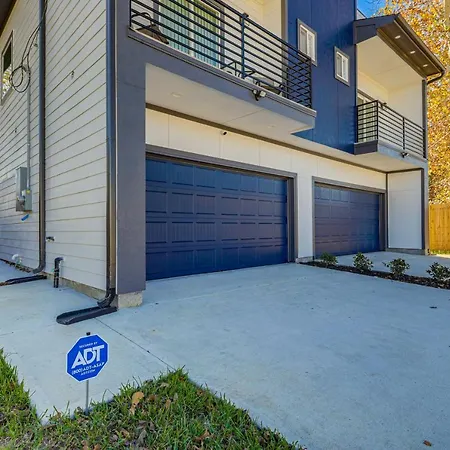 Villa Modern Houston Retreat With Patio, 11 Mi To Dtwn